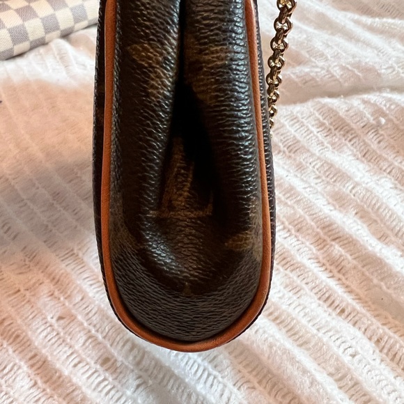 EVA AUTHENTIC LOUIS VUITTON BAG - Picture 15 of 16